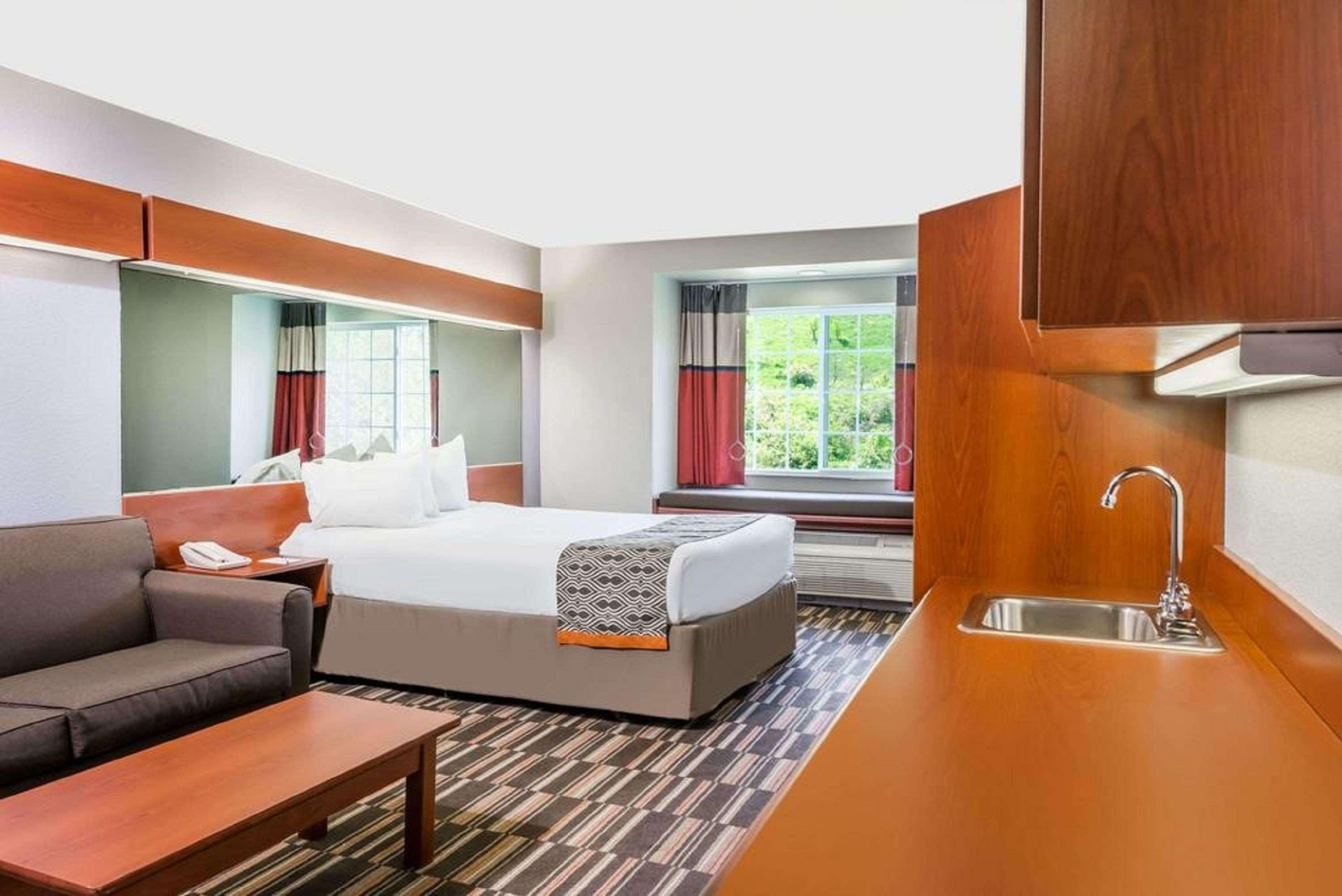 Hotel Sonesta Essential Morgantown Esterno foto