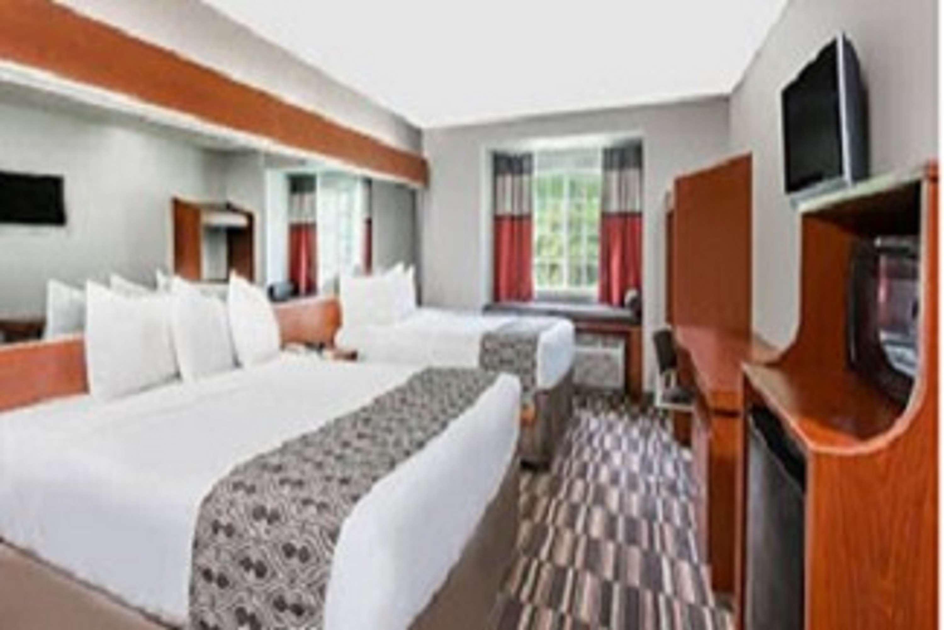 Hotel Sonesta Essential Morgantown Esterno foto
