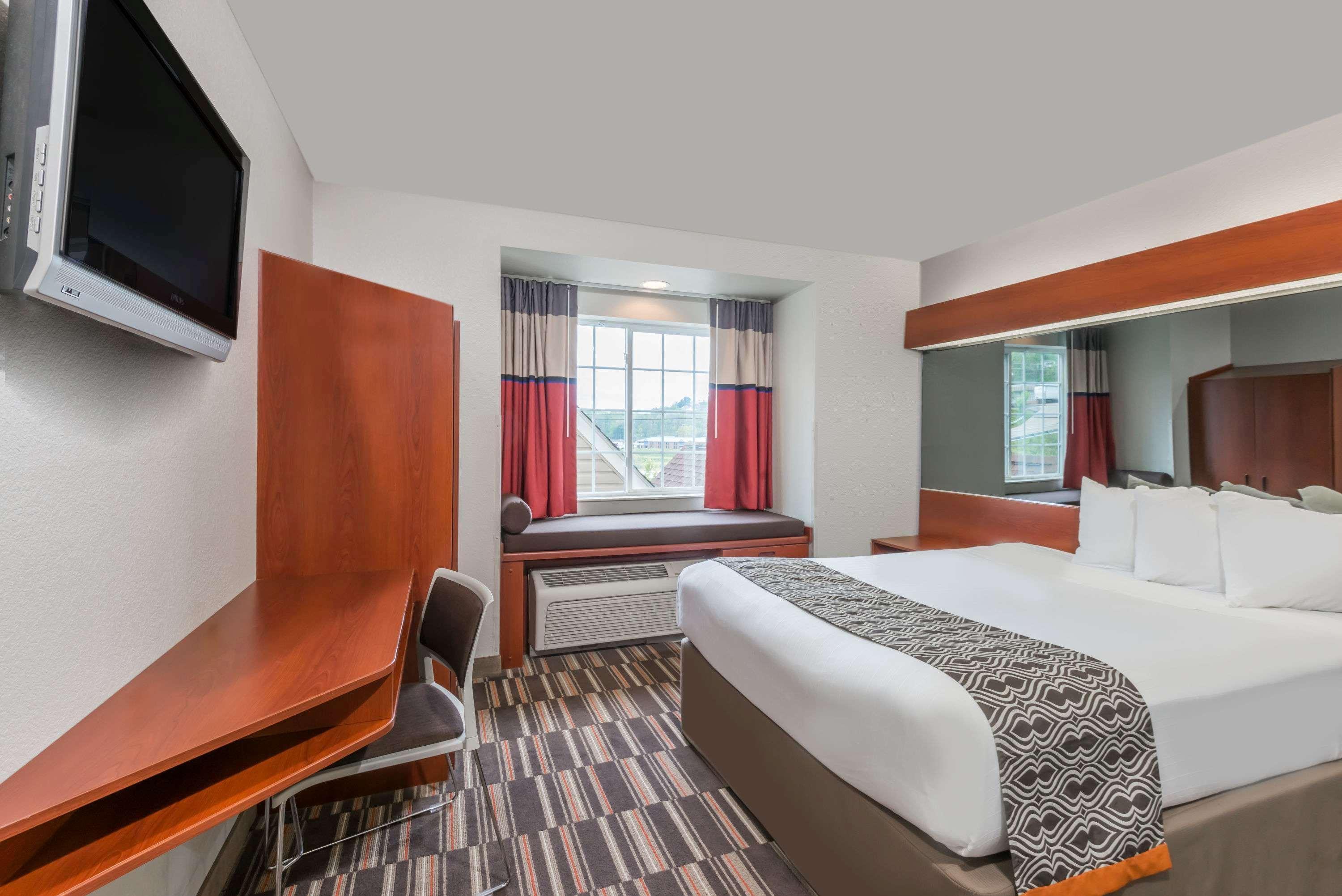 Hotel Sonesta Essential Morgantown Esterno foto